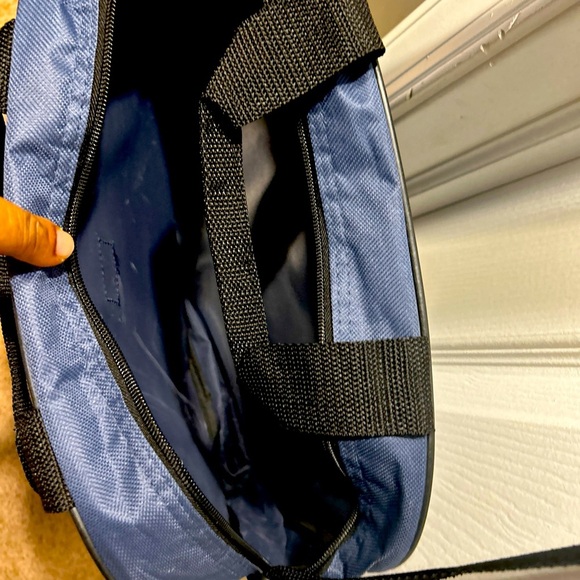 - I-pack small-medium bag NWT - Picture 2 of 8